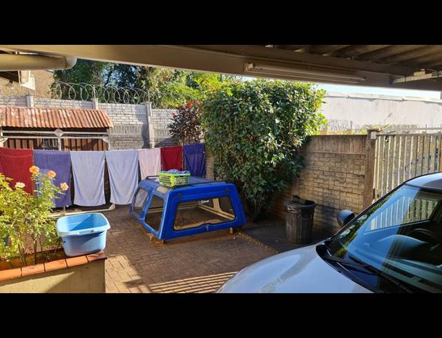 2 BEDROOM COMPLEX FOR SALE IN MUSGRAVE